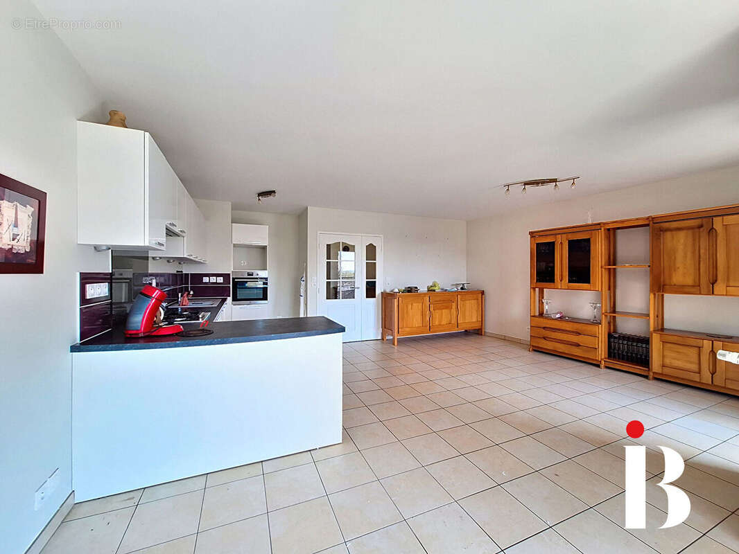 Appartement à COUERON