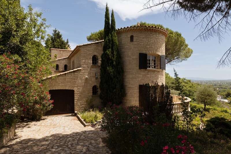 Maison à LES ANGLES