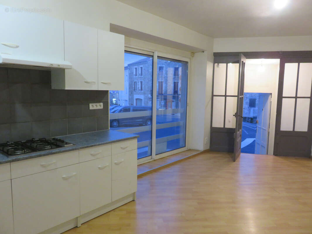 Appartement à ALBOUSSIERE