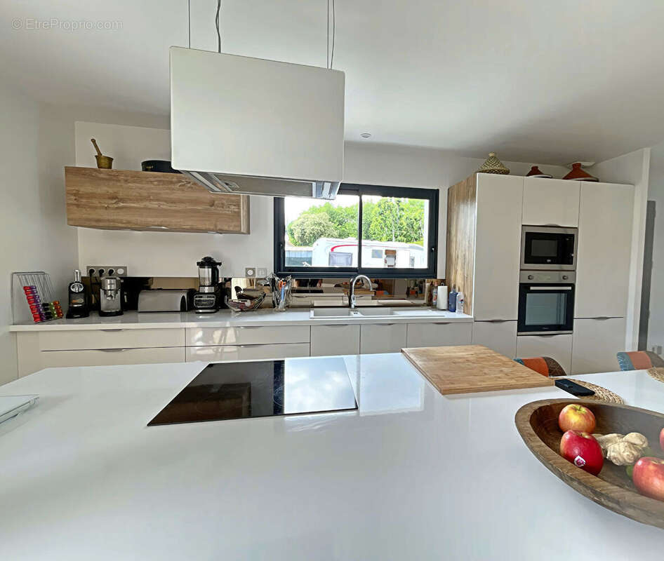 Maison Breuillet 4 pièce(s) 99 m2 - photo 6