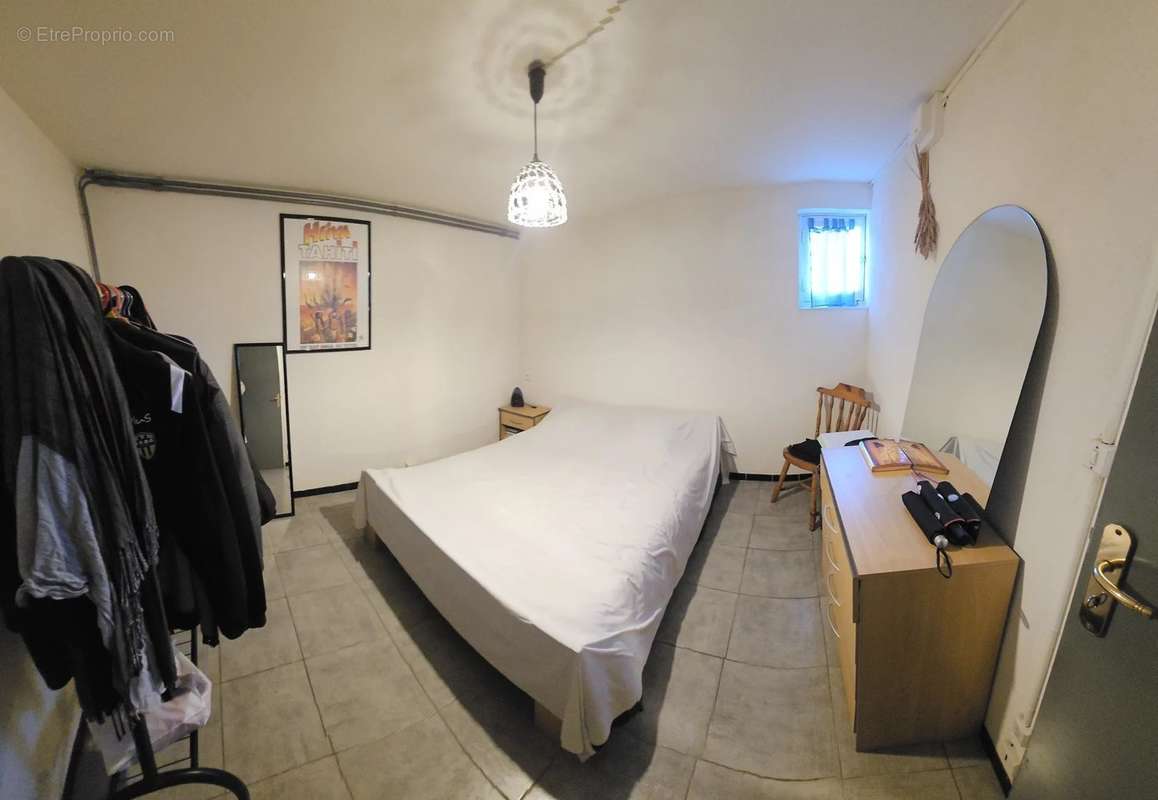 Maison à SAINT-PARIZE-LE-CHATEL