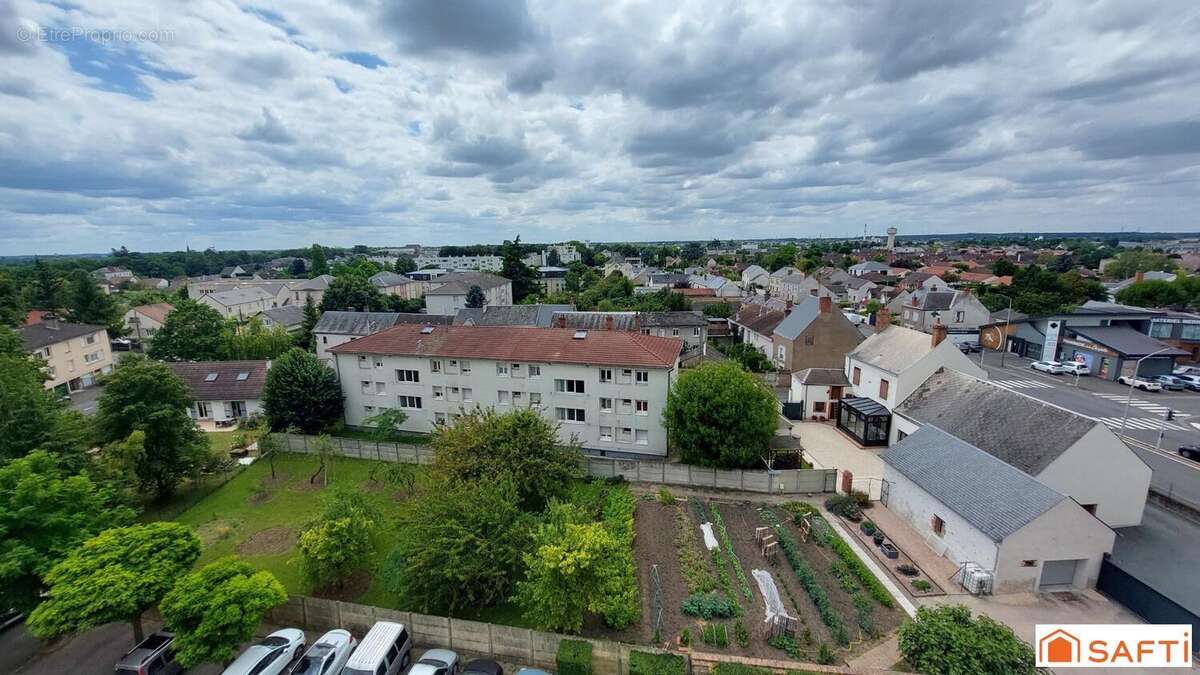 Photo 6 - Appartement à LA CHAPELLE-SAINT-MESMIN
