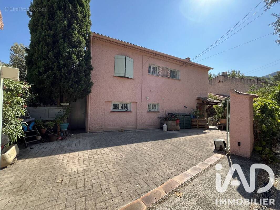 Photo 1 - Maison à TOULON