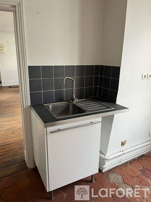 Appartement à PARIS-2E