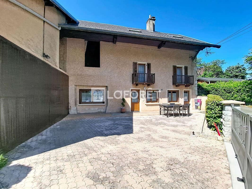 Maison à MYANS