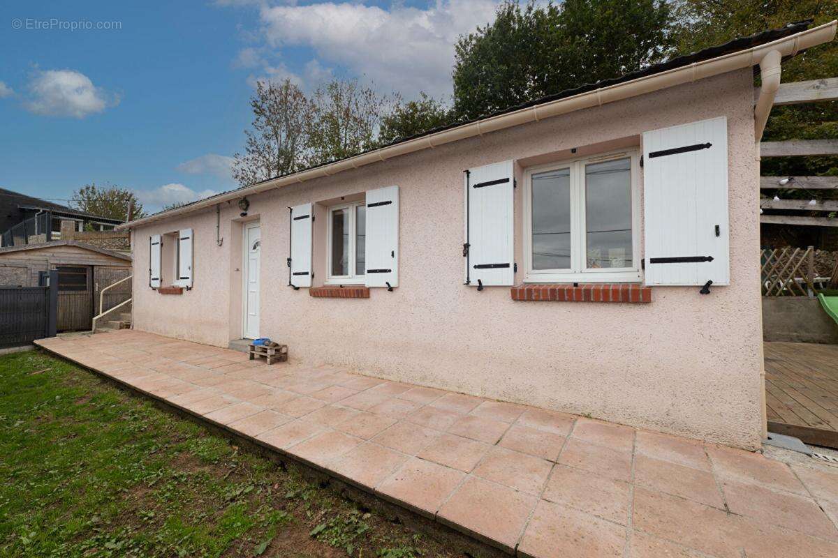 Maison à MONTIVILLIERS