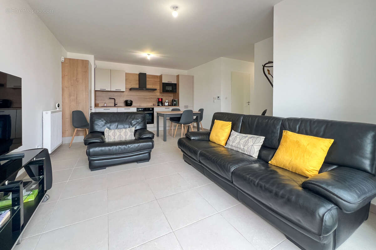 Appartement à LA LONDE-LES-MAURES