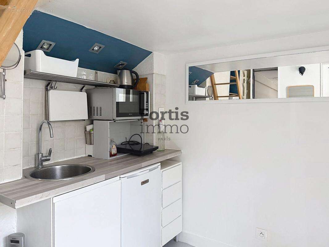 Paris 2 - charmante studette - dernier etage - calme absolu - photo 8