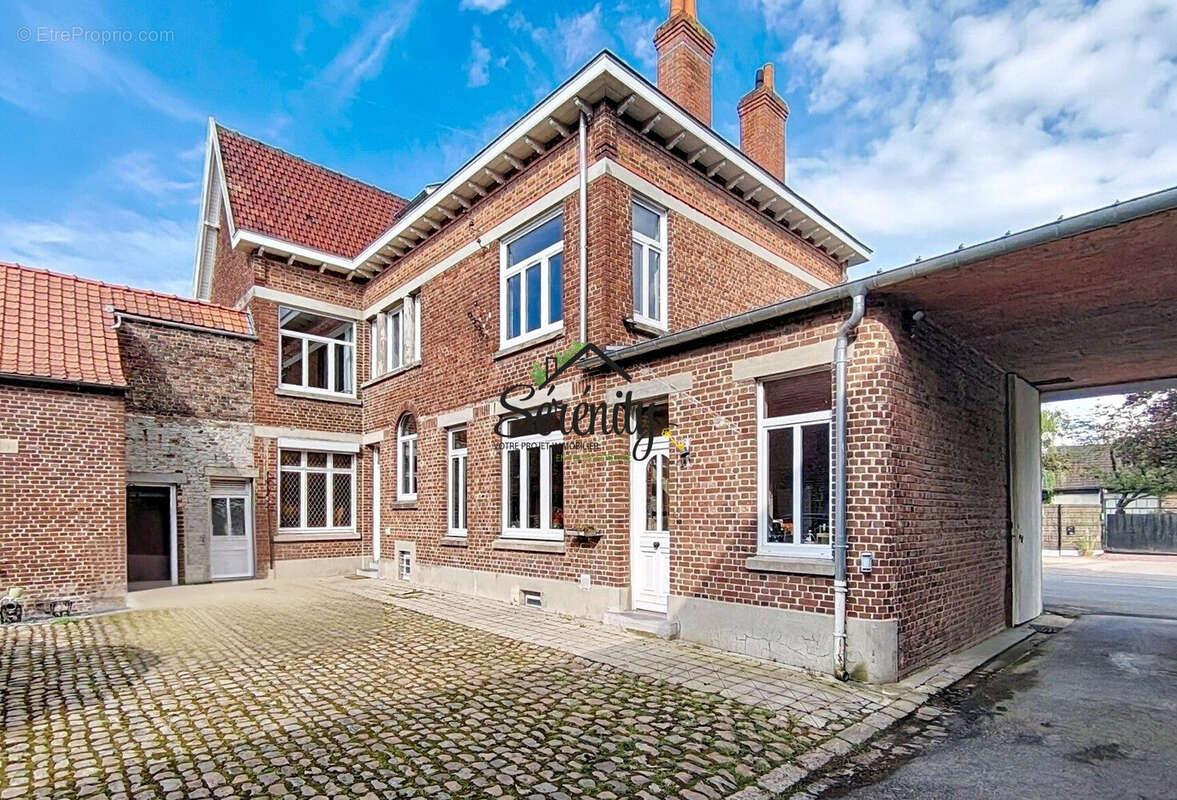 Maison à MERIGNIES