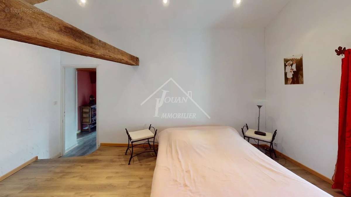 Maison à COUTANSOUZE