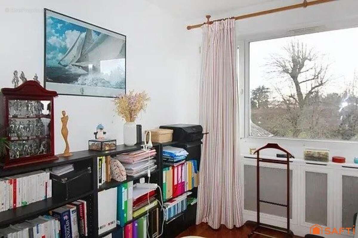 Photo 9 - Appartement à BOURG-LA-REINE