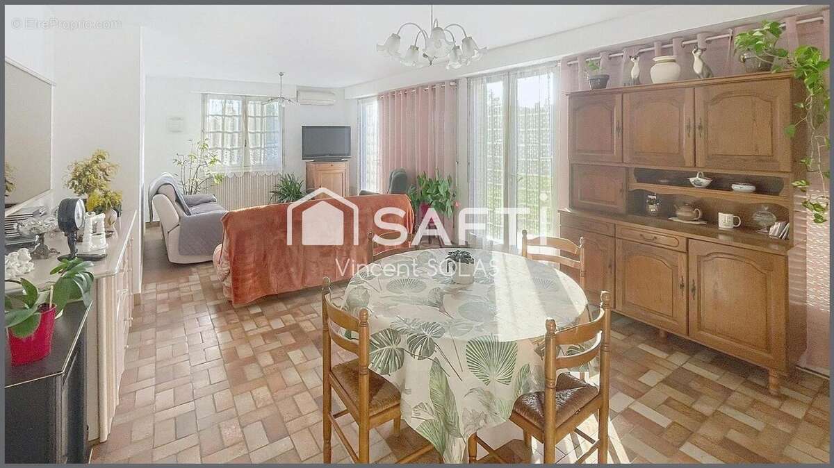 Photo 3 - Maison à SAINTE-GEMME-LA-PLAINE