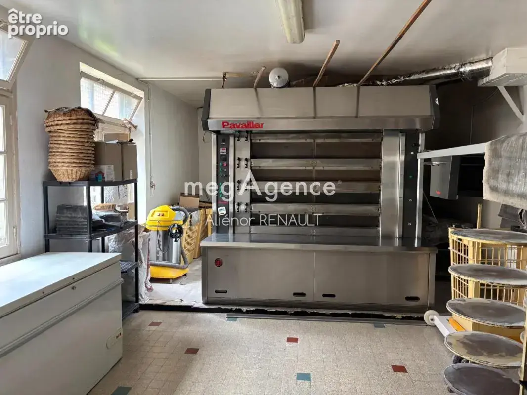 Immeuble de rapport 200m² avec local commercial et appartement – Centre-ville du Bugue - photo 3
