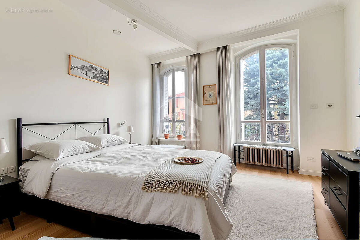 Appartement à BOIS-COLOMBES