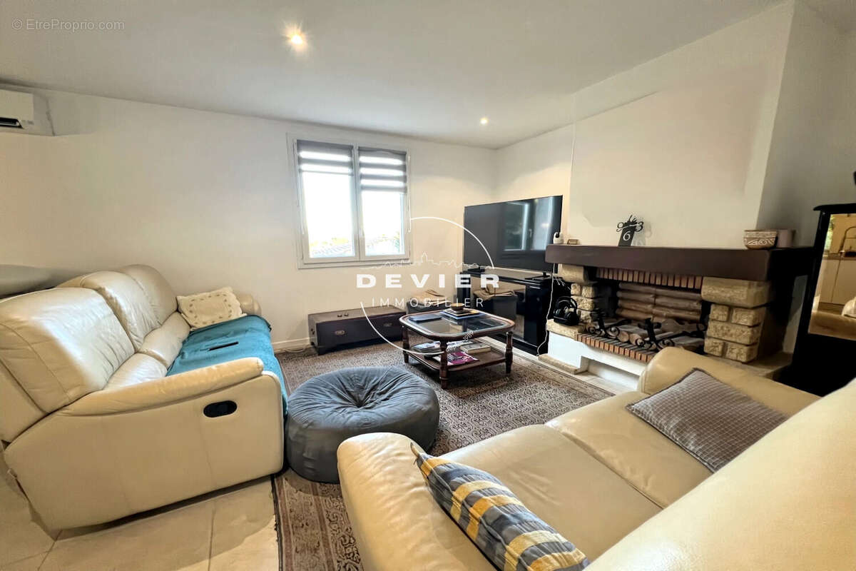 Maison à SAINT-AUNES