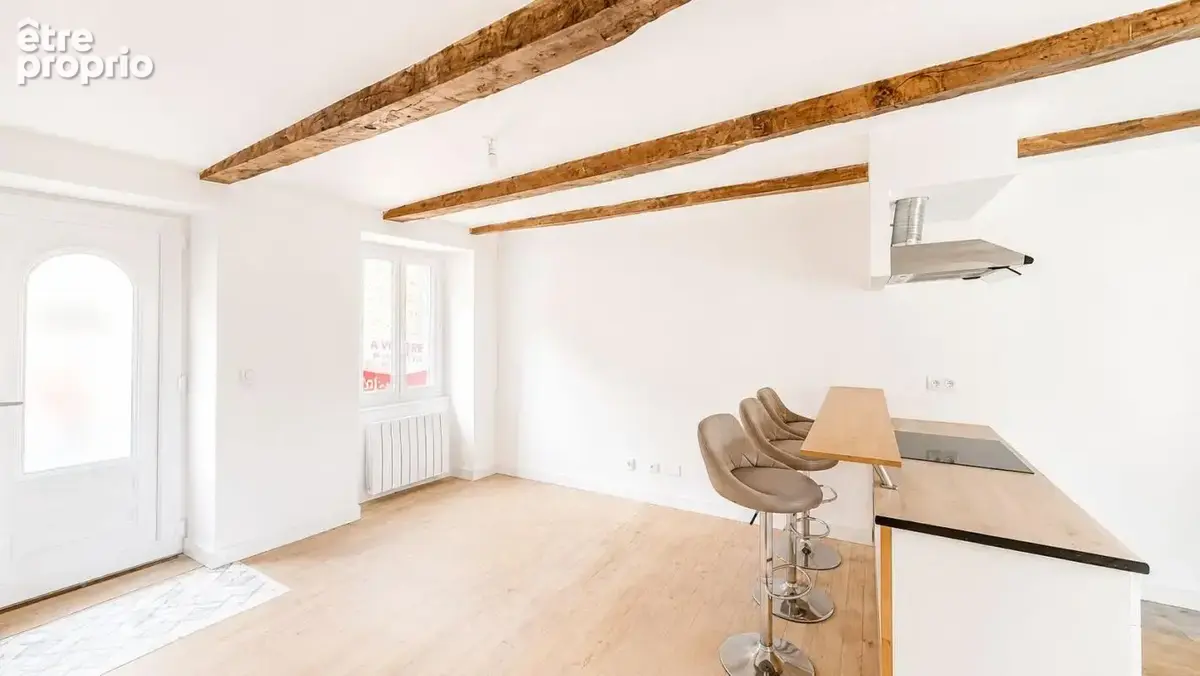 Maison de caractère rénovée avec garage et combles aménageables - photo 2