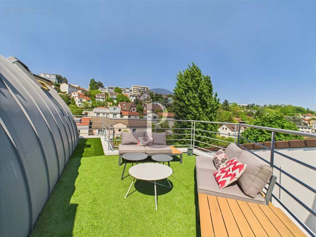 Maison à LE PLESSIS-ROBINSON