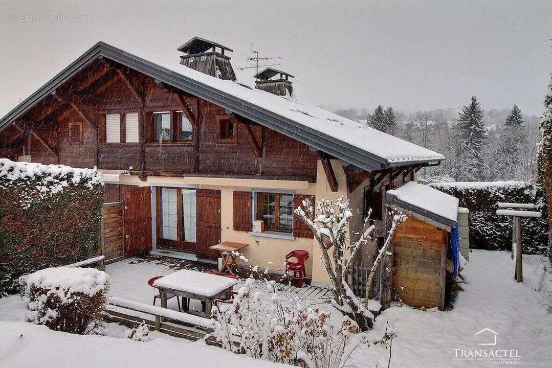 Appartement à COMBLOUX