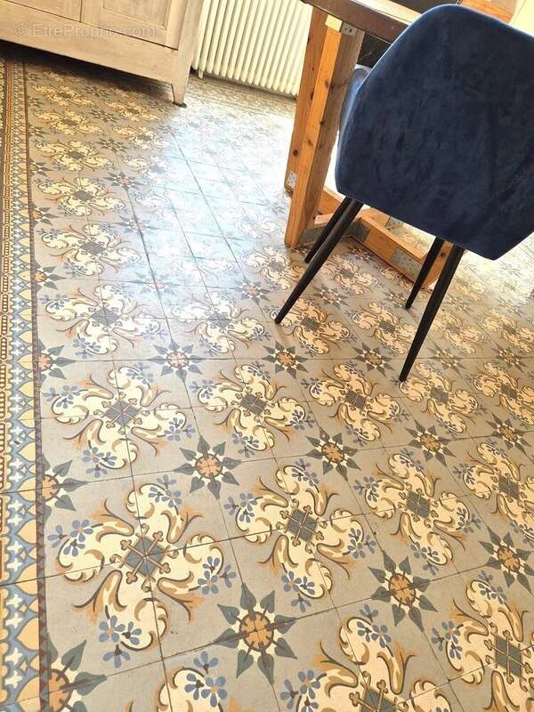 Maison à BEAUNE-LA-ROLANDE