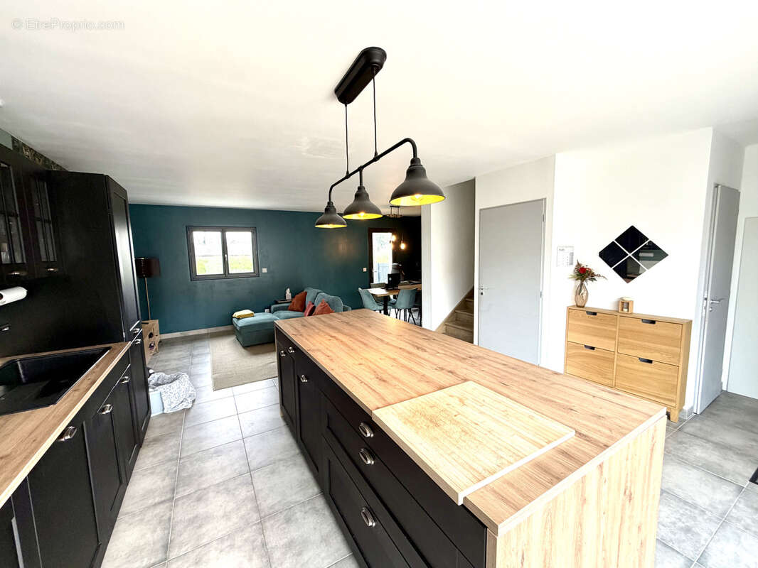 Maison à MEYRARGUES