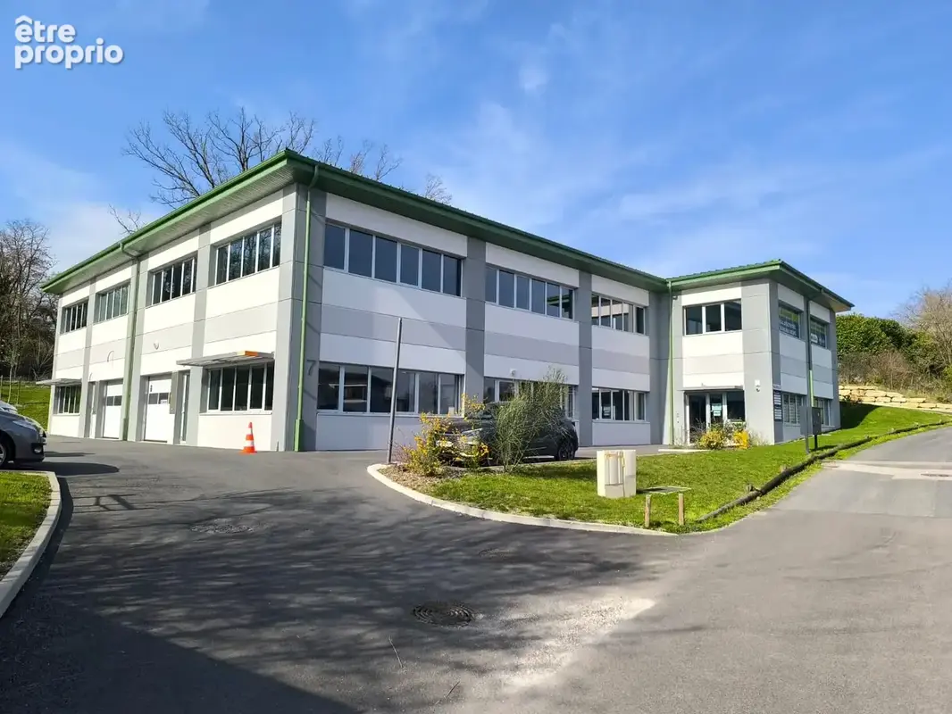 Commerce 240 m² à vendre à Lissieu (69380) - photo 1