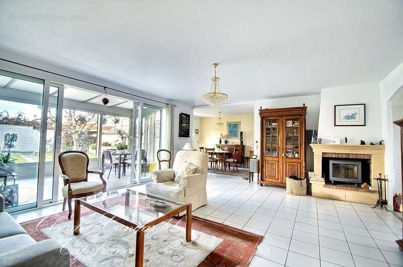 Maison à NIEUL-SUR-MER