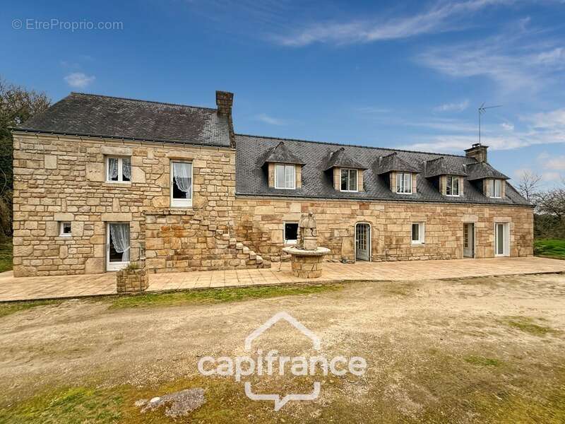Maison à GUERN