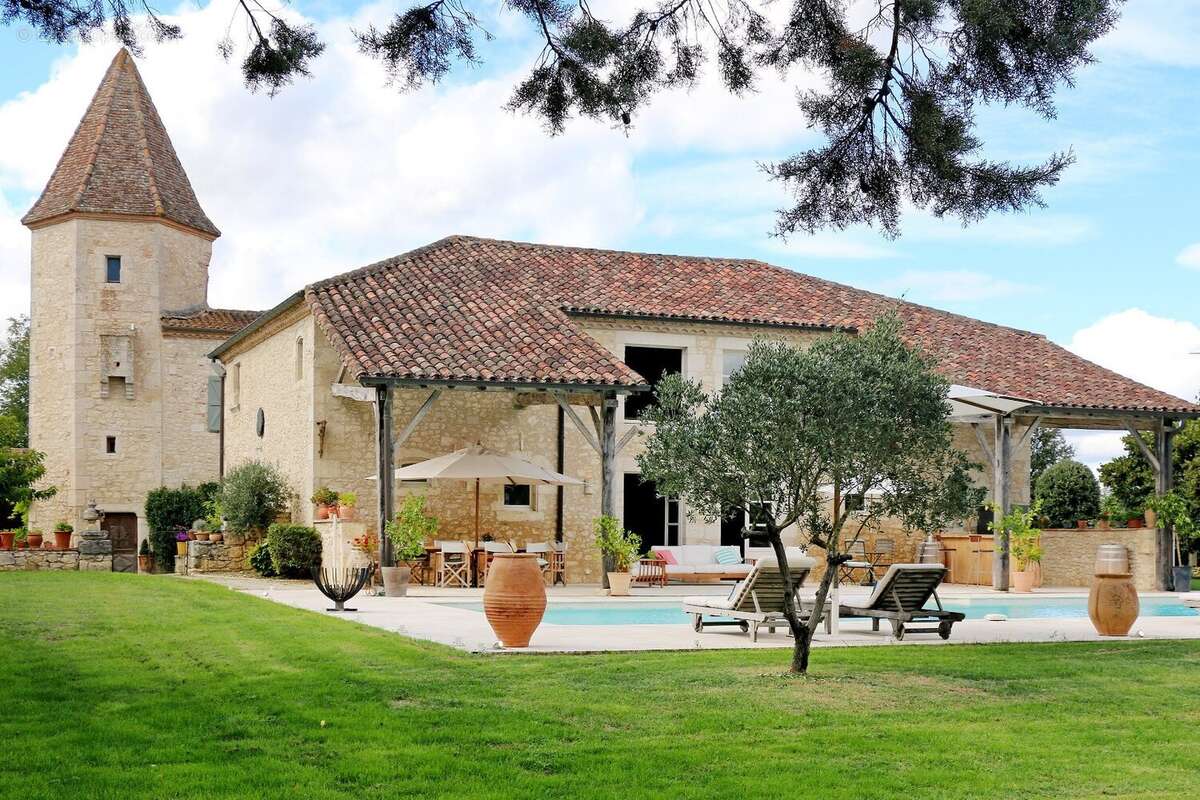 Maison à MAUVEZIN