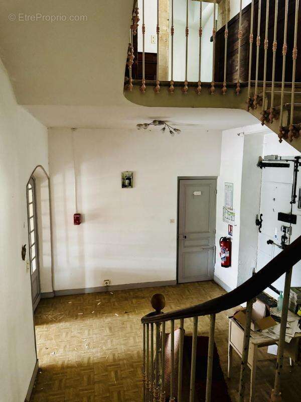 Commerce à BOURG-SAINT-ANDEOL