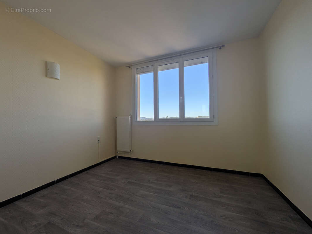 Appartement de type 4 en résidence - photo 9