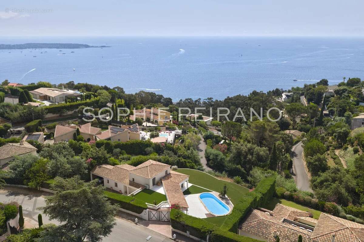 Super cannes - villa fort potentiel avec vue mer - photo 10