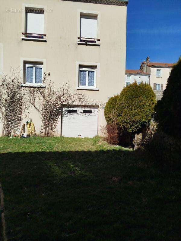 Appartement à LANGOGNE