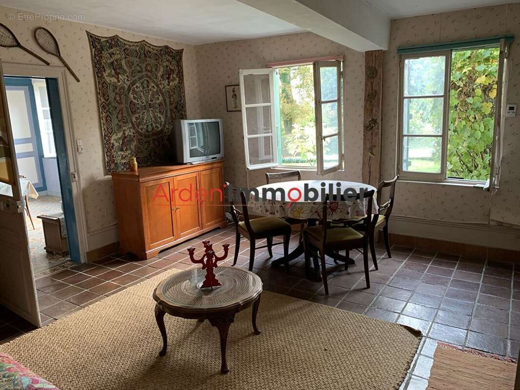 Maison à CHAUMONT-PORCIEN