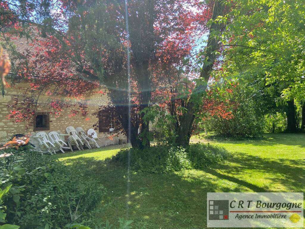 Maison à SAINT-MAURICE-LE-VIEIL