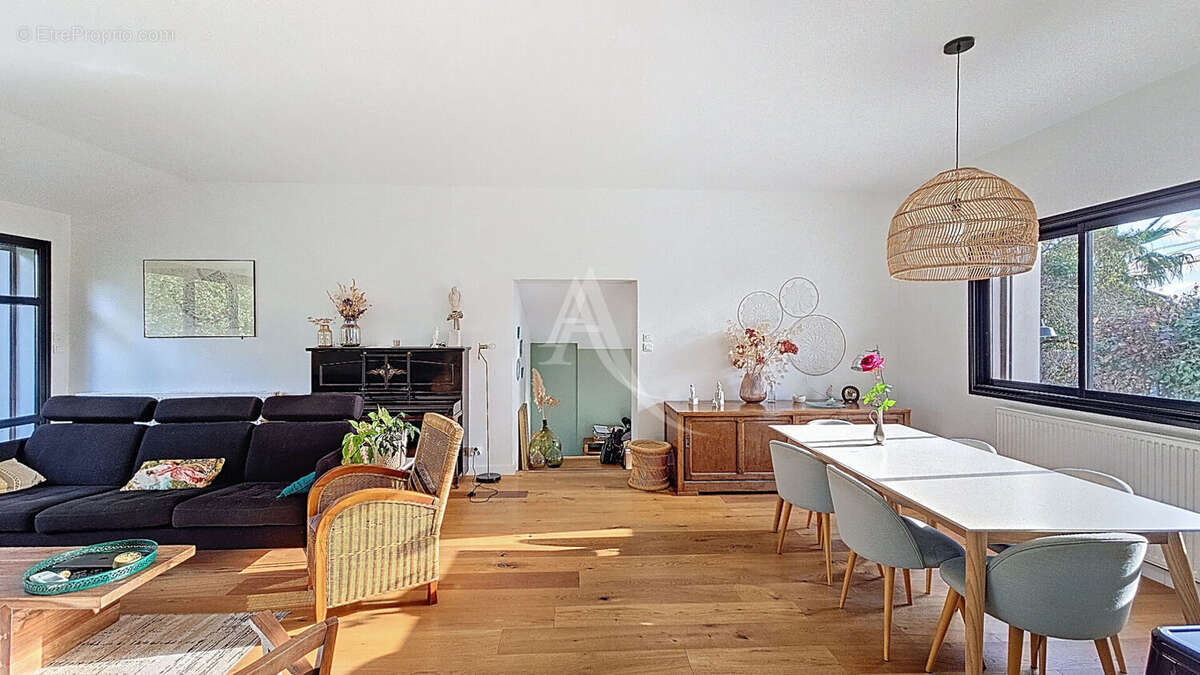 Maison à CASTELMAUROU