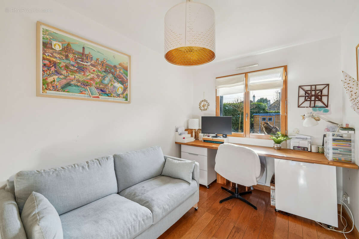 Maison à SAVIGNY-SUR-ORGE