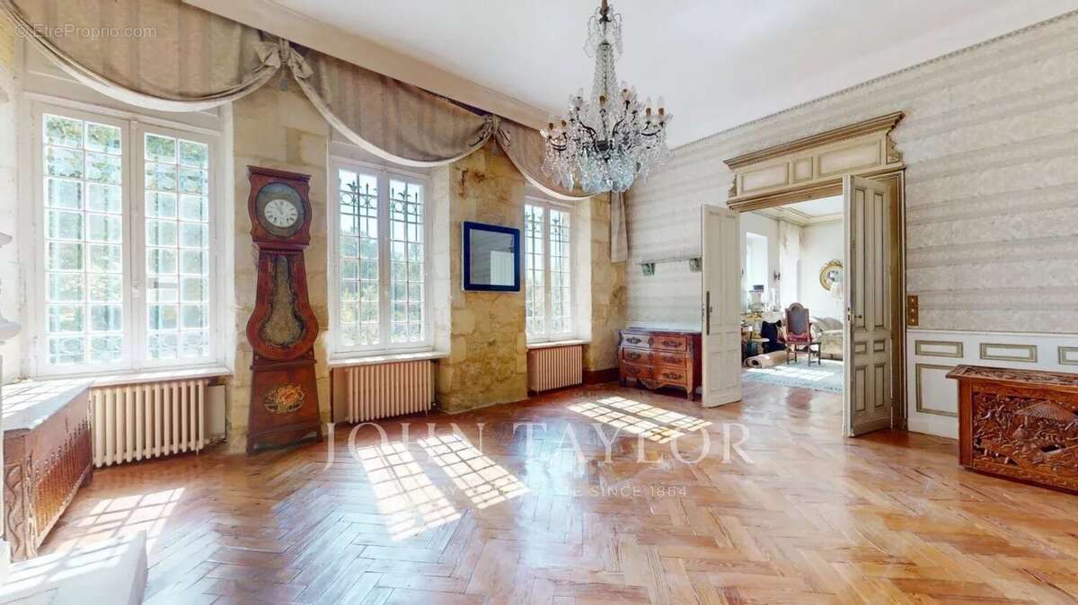 Chateau - 23 hectares - 30 minutes de Bordeaux - photo 23