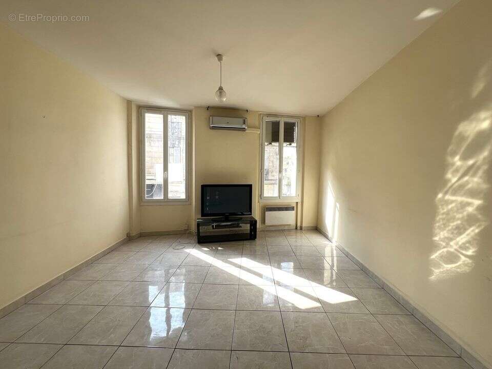 séjour t2 clairimmo 4ème - Appartement à MARSEILLE-4E