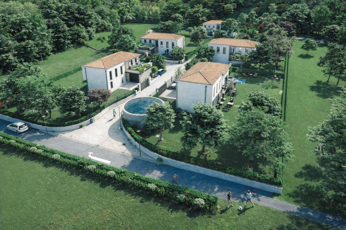 Maison à BIOT