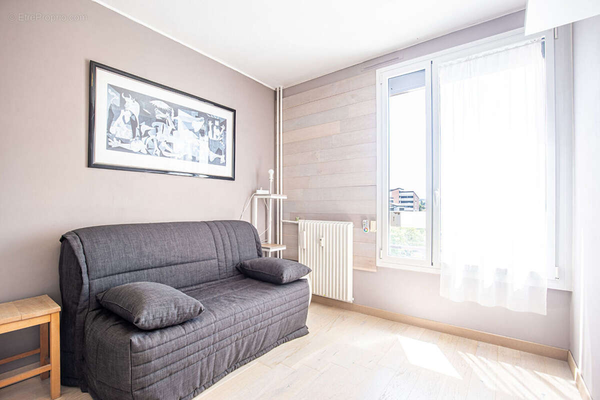 Agence immobiliere laforet - exclusivite - "magnolia" - seynod hyper centre - appartement t5 - balcons - cave - garage en option - photo 5