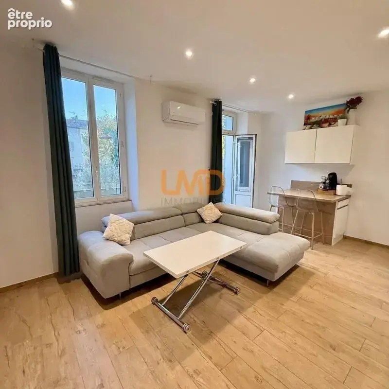 Appartement à LE MUY