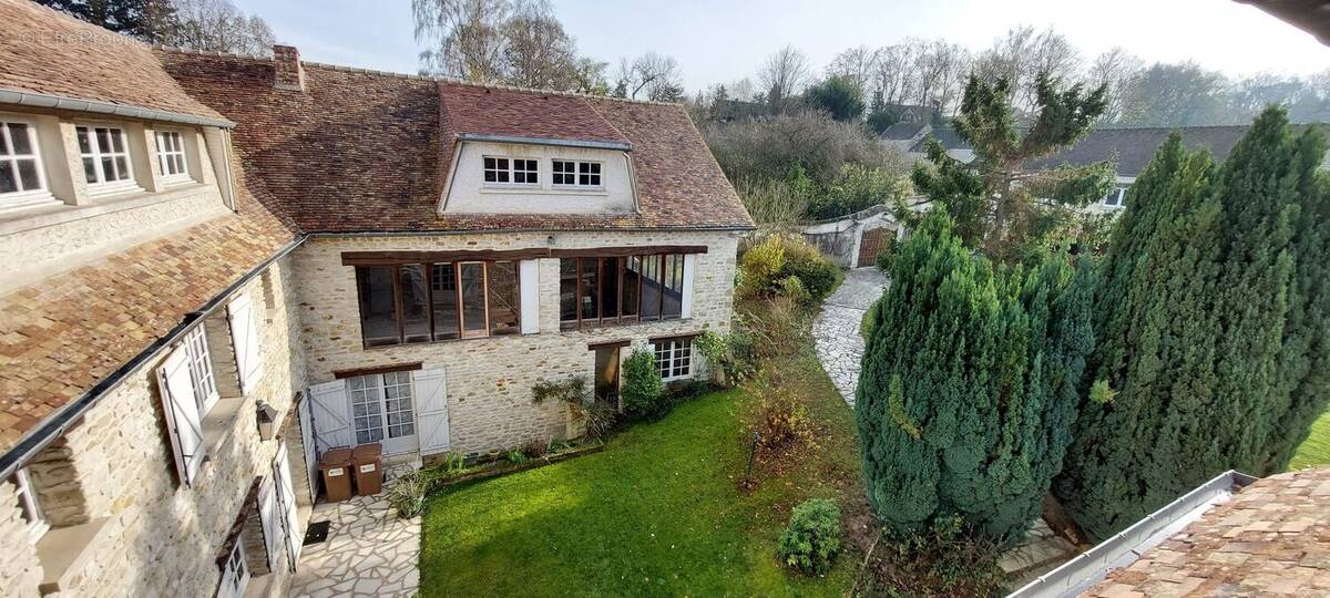 Maison à MONTFORT-L'AMAURY