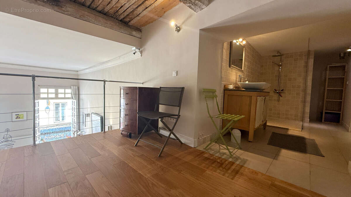 Appartement à AIX-EN-PROVENCE