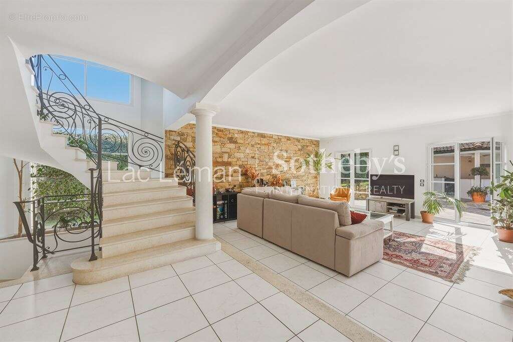 Maison à VEIGY-FONCENEX