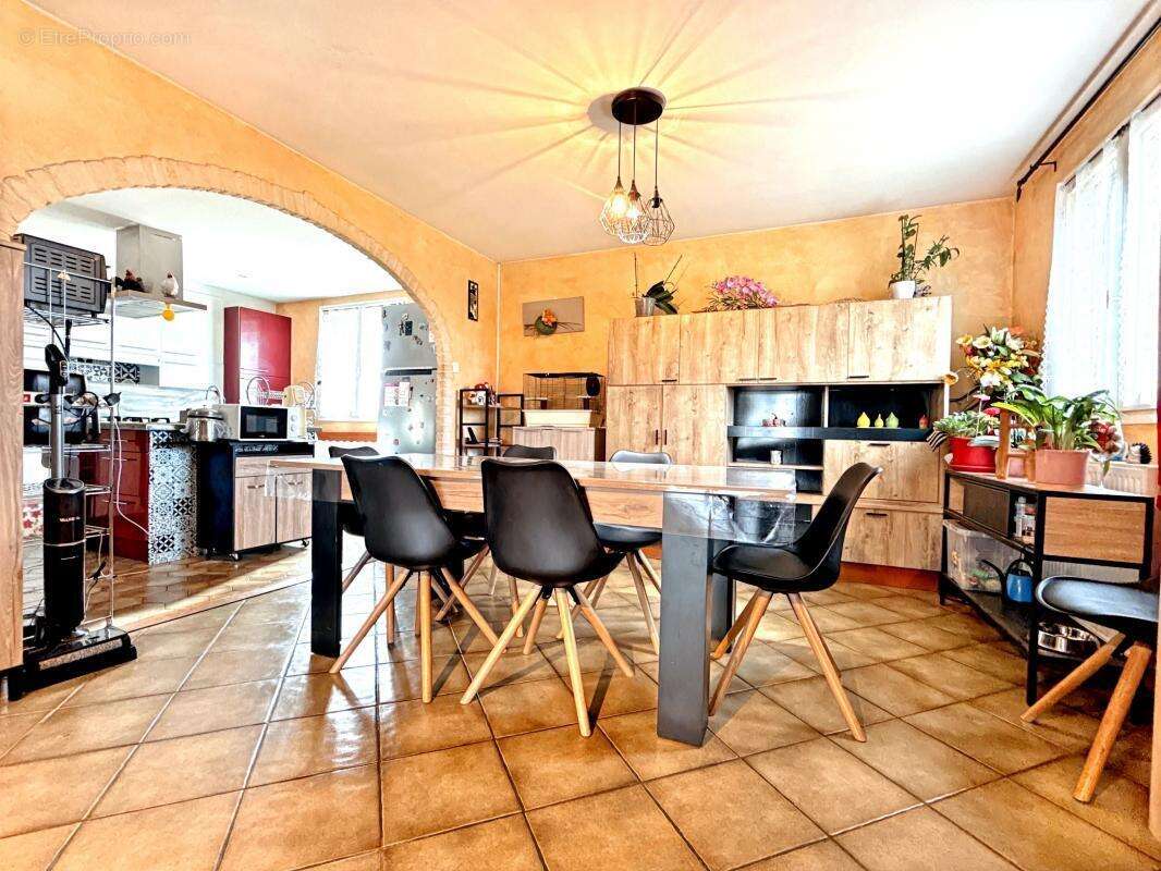 Maison à THOREY-EN-PLAINE