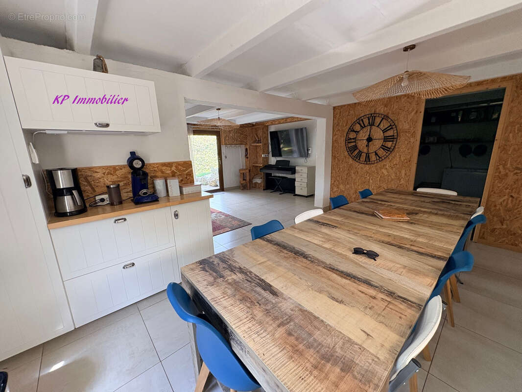 Villa 7 pièces de 184m2 avec piscine - photo 3
