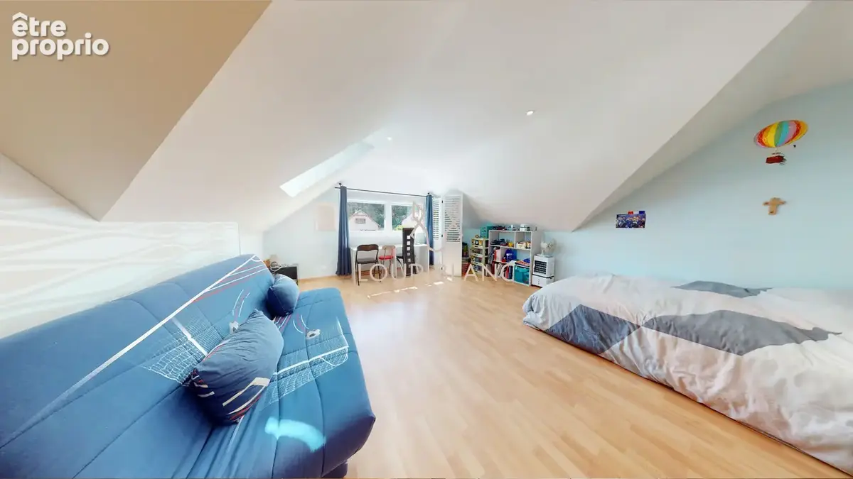 Maison rénovée de 140 m2 avec 5 chambres, sous-sol et superbe terrasse   Pérouse - photo 12
