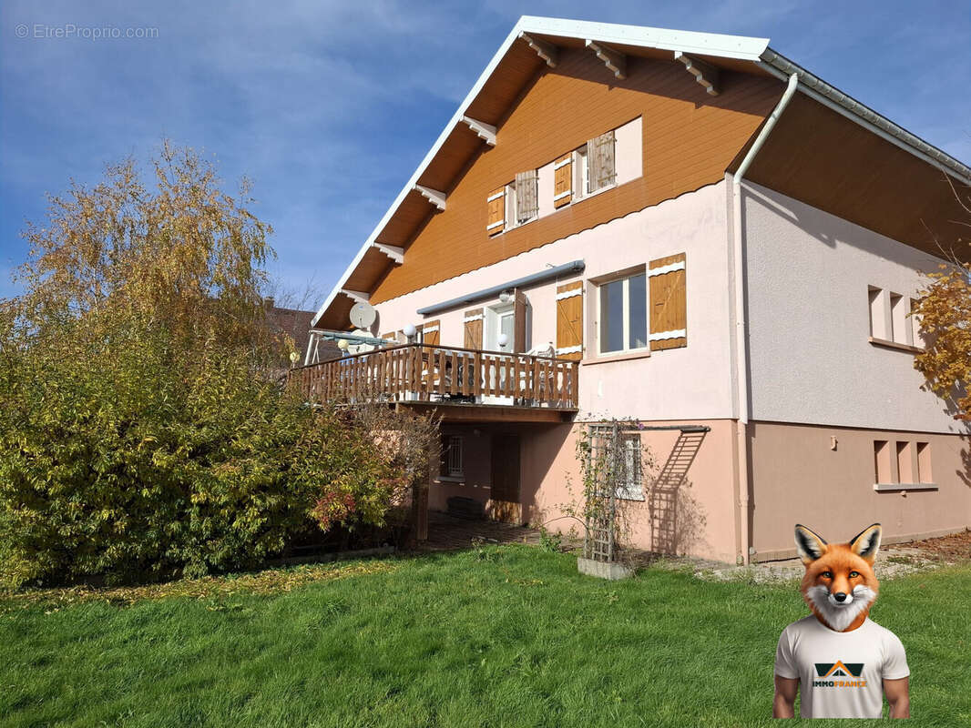 Maison à VERCEL-VILLEDIEU-LE-CAMP