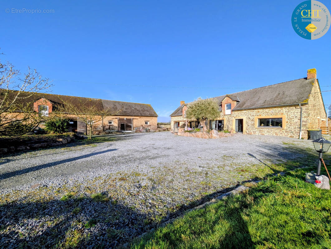 Maison à LES BRULAIS