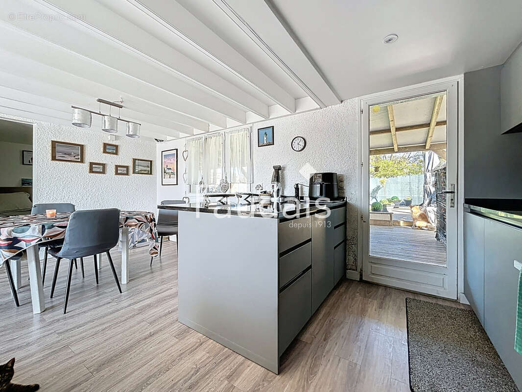 Maison à GRANDCAMP-MAISY